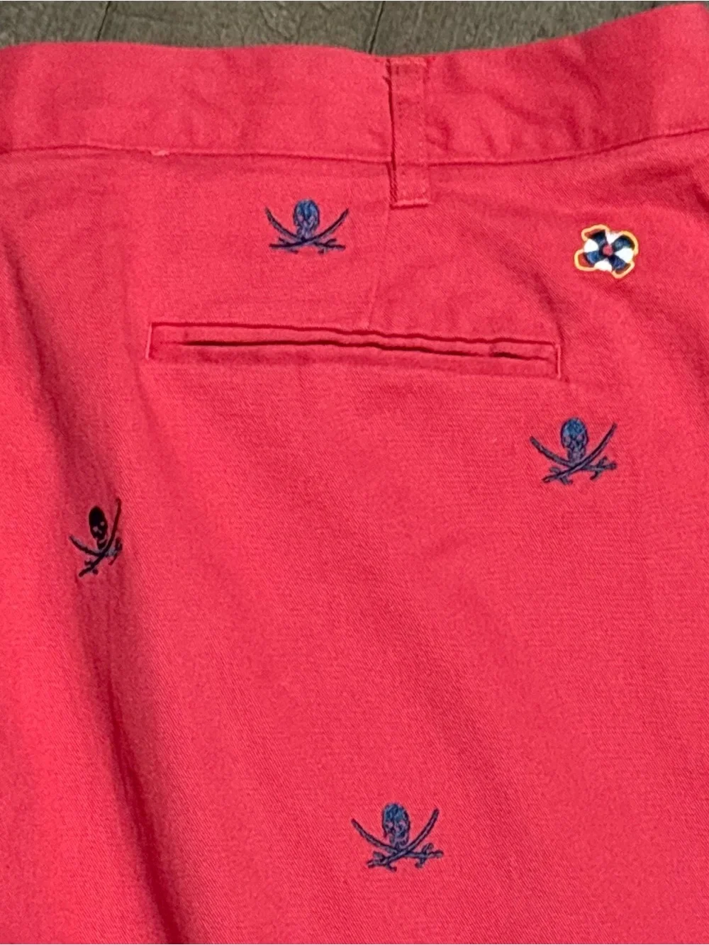 Castaway Harbor Pants Mens 40 UF Pink Calico Jack Skull Embroidered NWT
